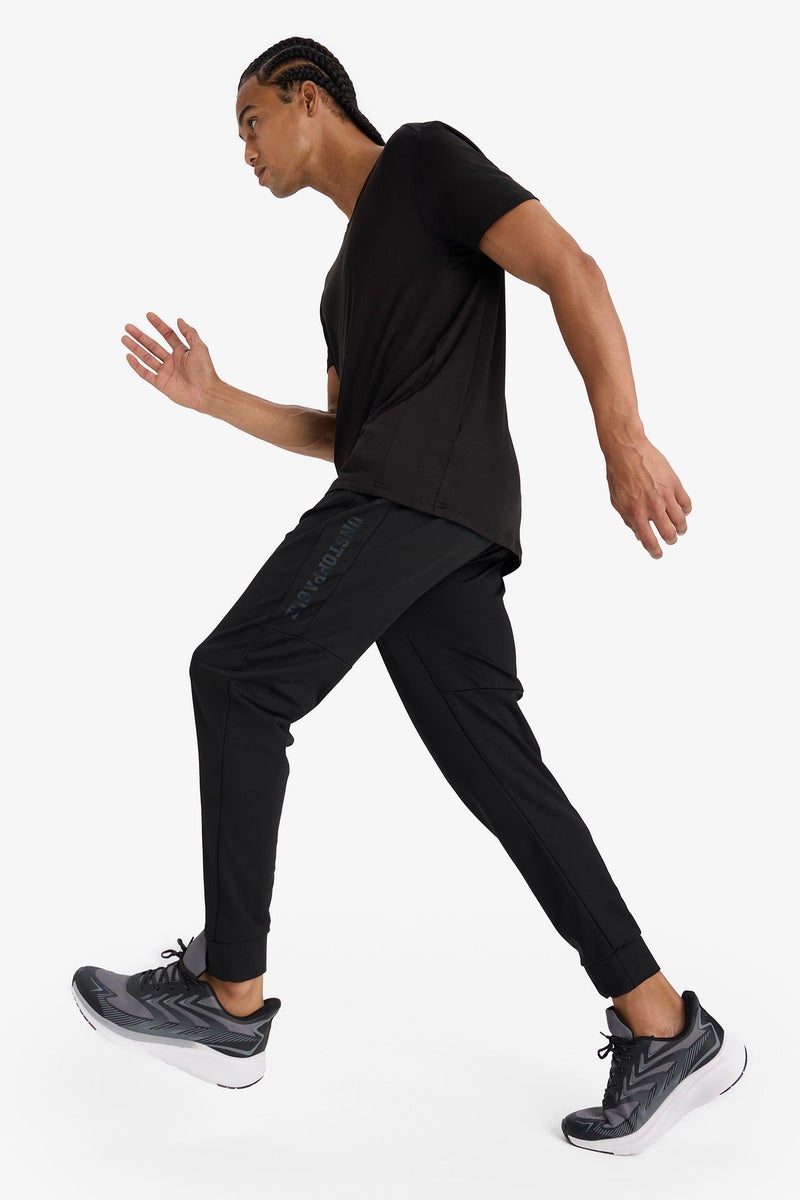 DeFacto Black Man DeFactoFit Standard Fit Standard Leg Scuba Fabric Joggers Casual - Image 3